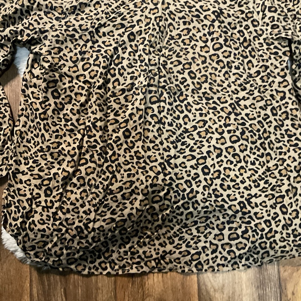 Beach Lunch Lounge Leopard/Cheetah Print Button Front Top Size X-Large Blouse - Picture 11 of 11